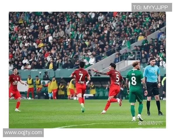 中超联赛精彩瞬间费利佩补射助力球队逆转胜利的背后故事 中超联赛精彩瞬间费利佩补射助力球队逆转胜利的背后故事